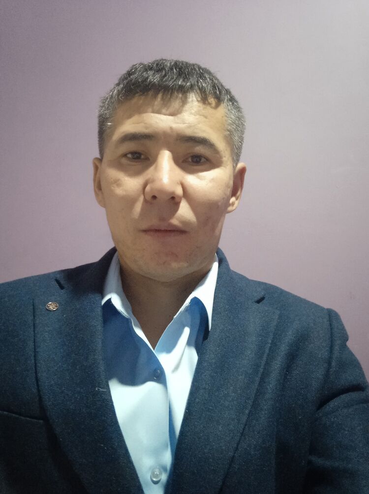  48068945  Medet, 36 ,    