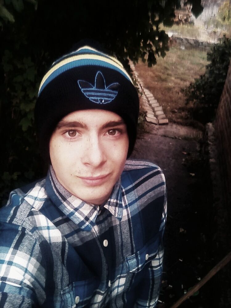  ,   Sergey, 27 ,   