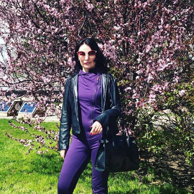  40681545  , 37 ,    --