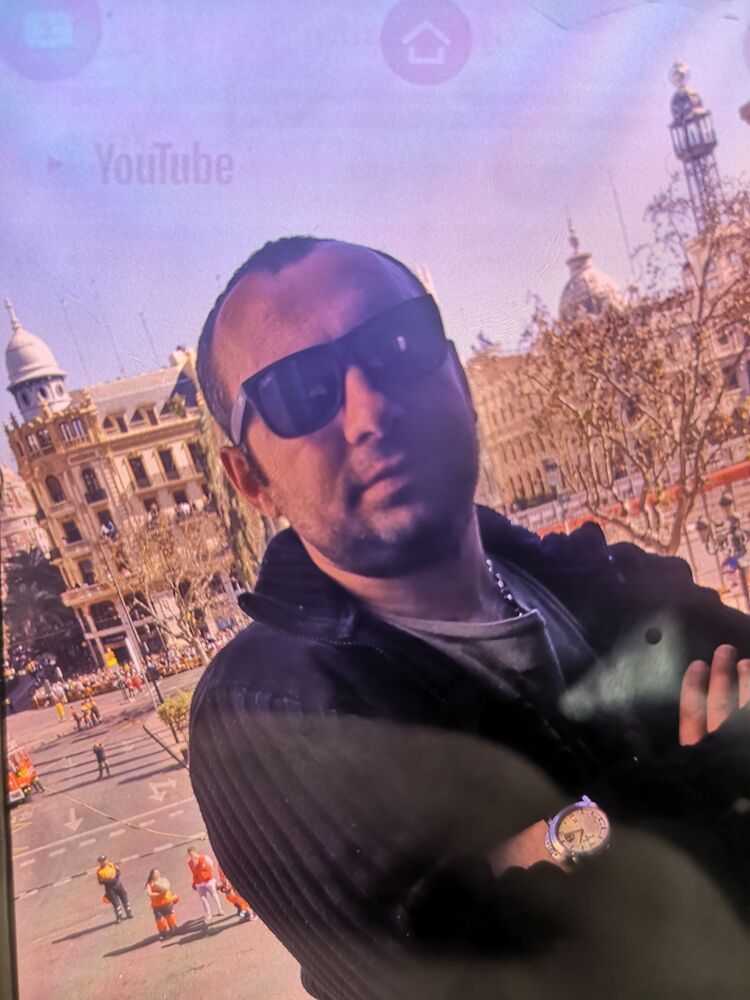  31723175  Gio, 40 ,    