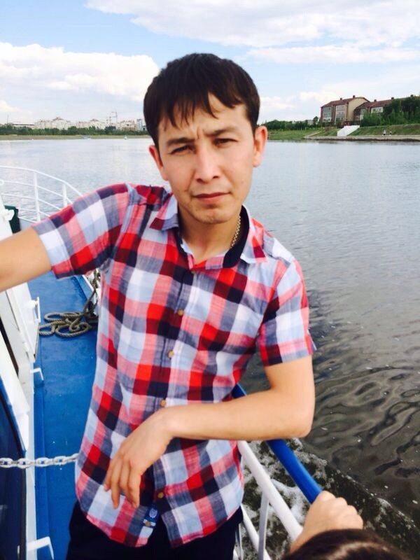  ,   Daniar, 35 ,   ,   , c 