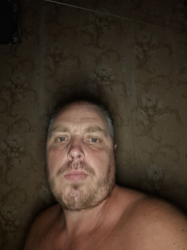  45214045  , 40 ,    -