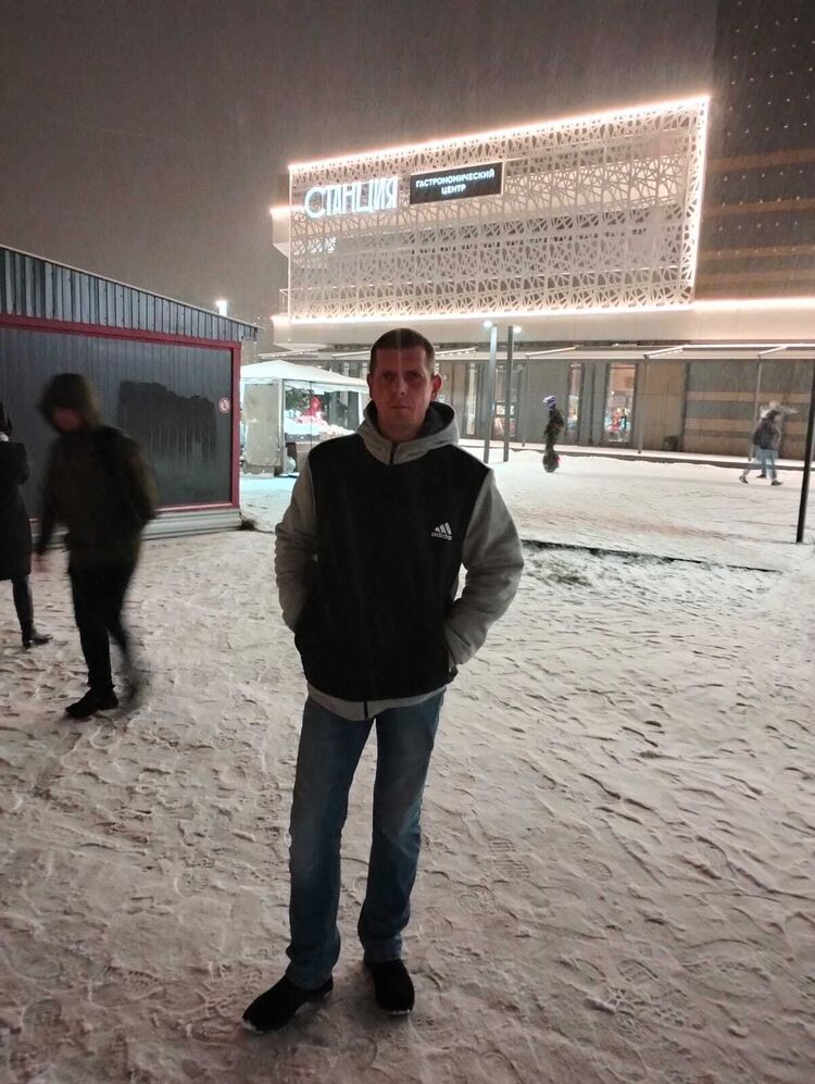  ,   Alexander, 37 ,   ,   , c , 