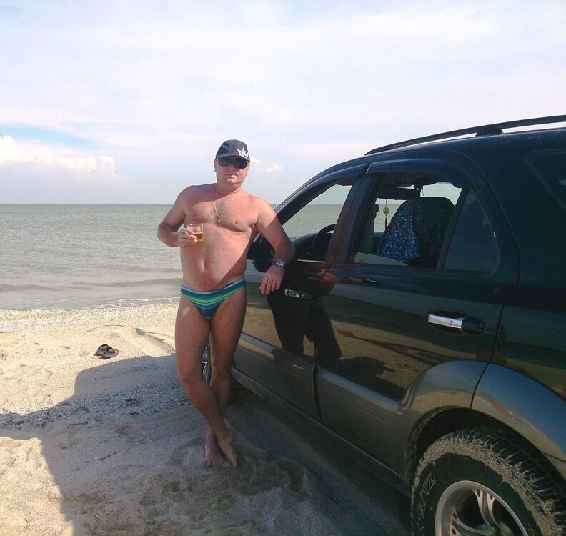  ,   Valeri, 55 ,   