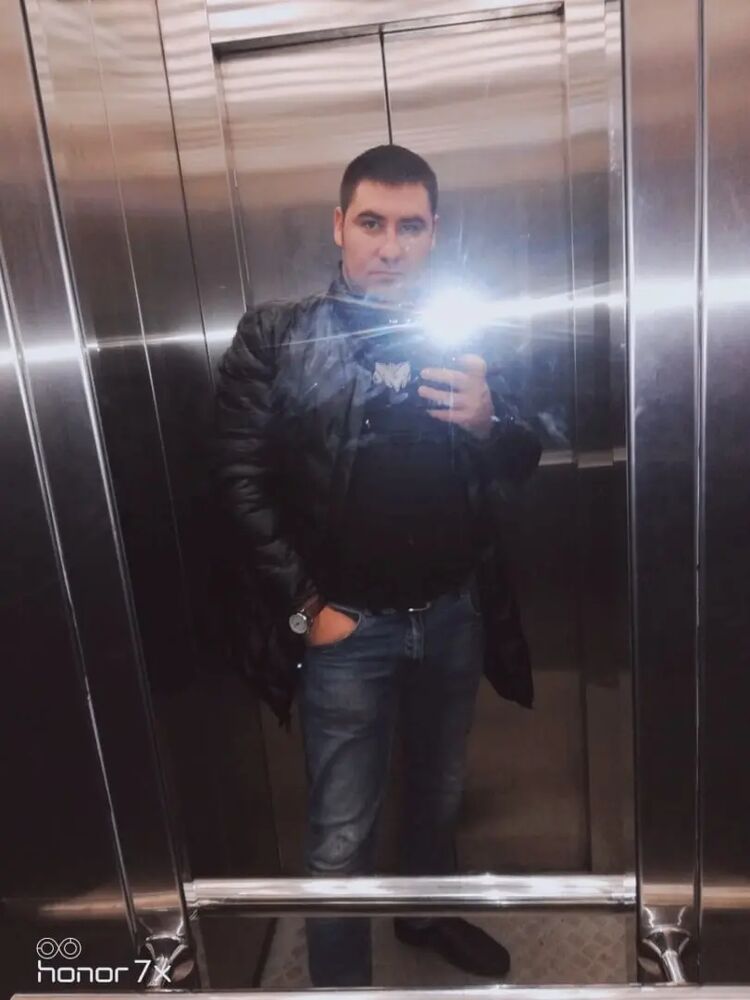  43238955  , 32 ,    --