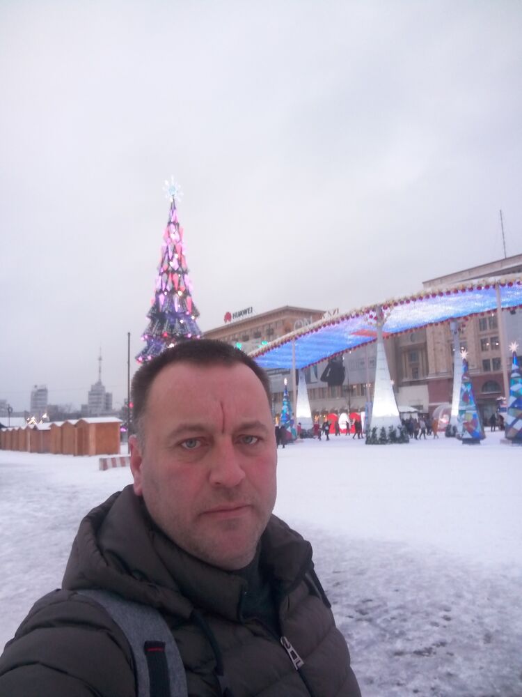  ,   Ivan, 40 ,   ,   