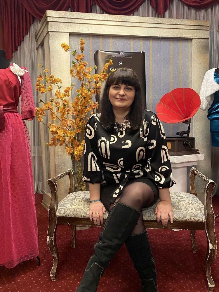  ,   Natali, 51 ,   ,   