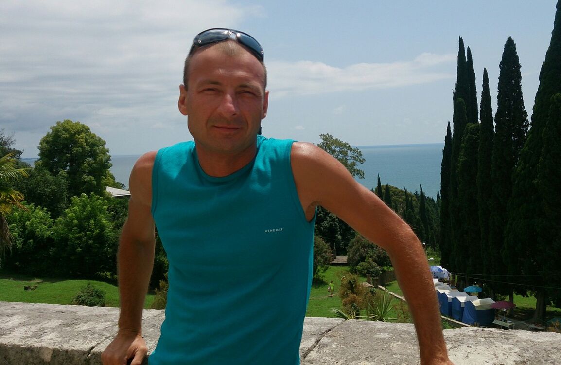 --,   , 52 ,     , c 