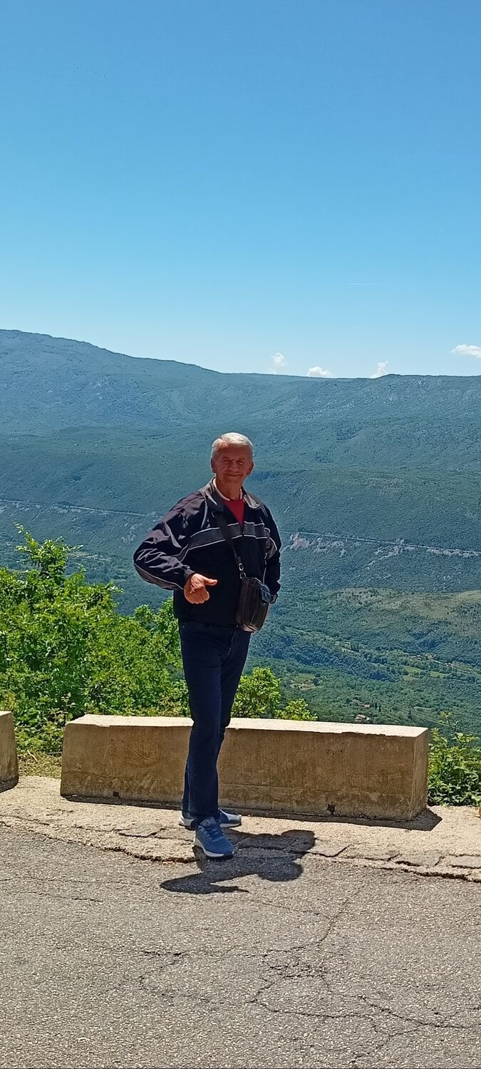  ,   Ratko, 60 ,   ,   