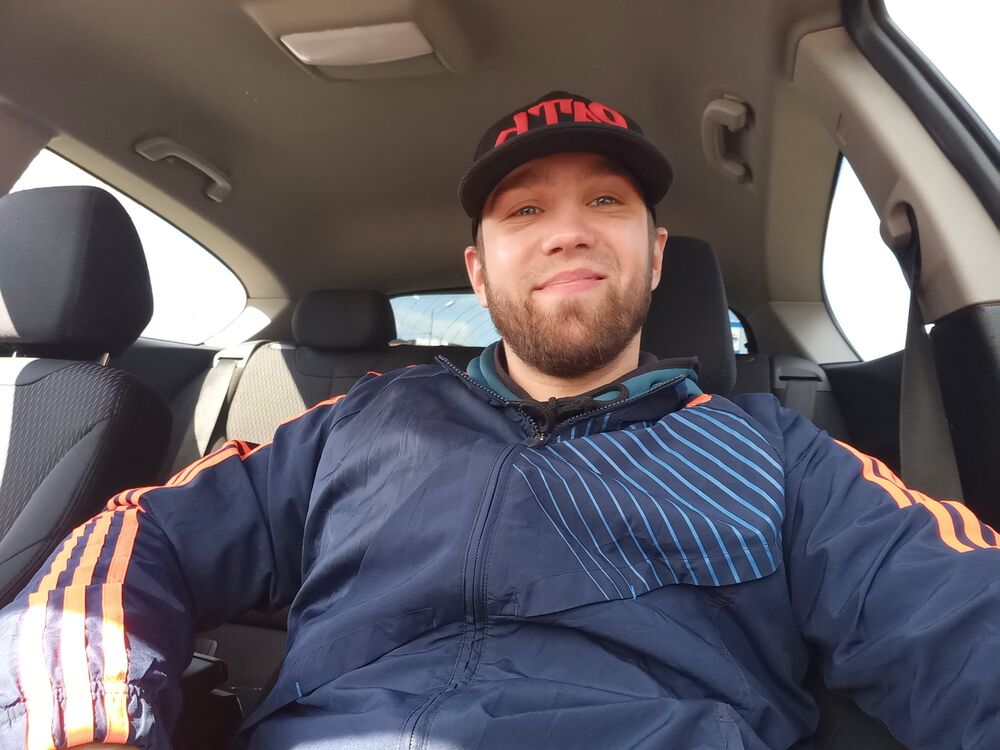   ,   Denis, 28 ,   ,   