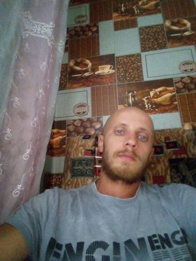  20692575  , 33 ,    