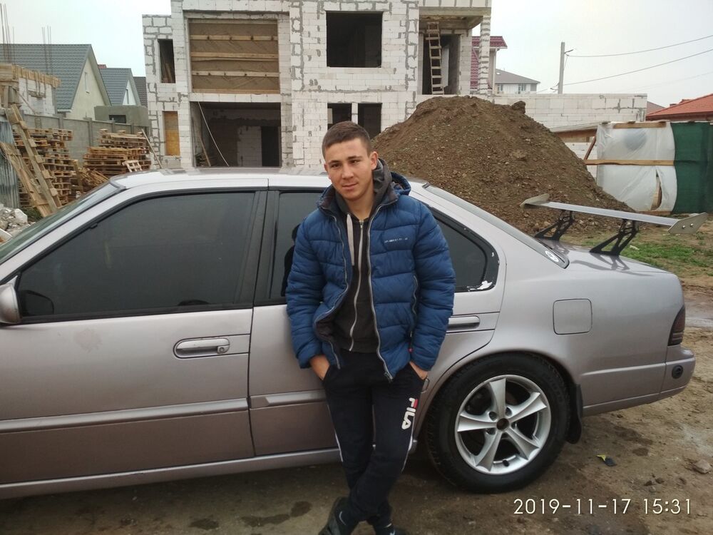  18339625  , 24 ,    