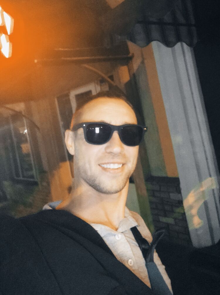 22853785  , 33 ,    
