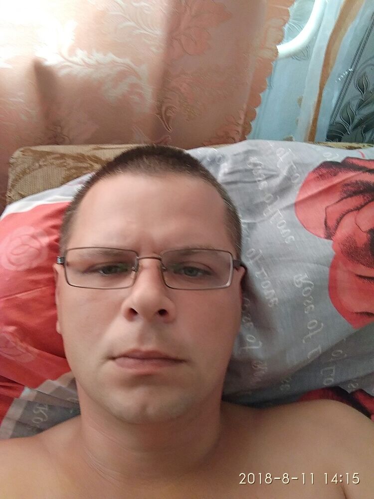  13086705  Mikhail, 38 ,    
