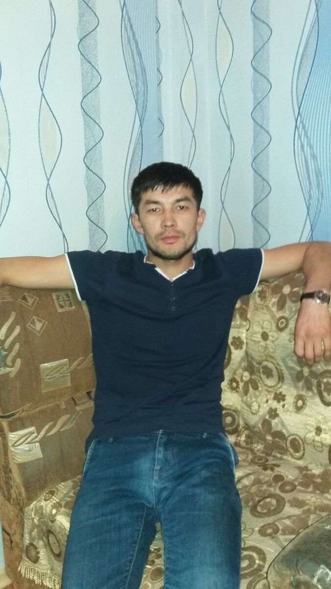  ,   Muhtar, 42 ,   