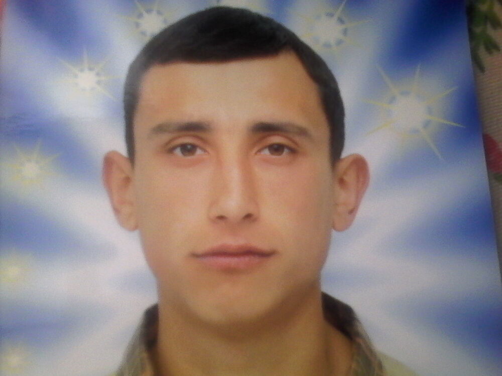  ,   Sergiu, 32 ,   ,   , c 