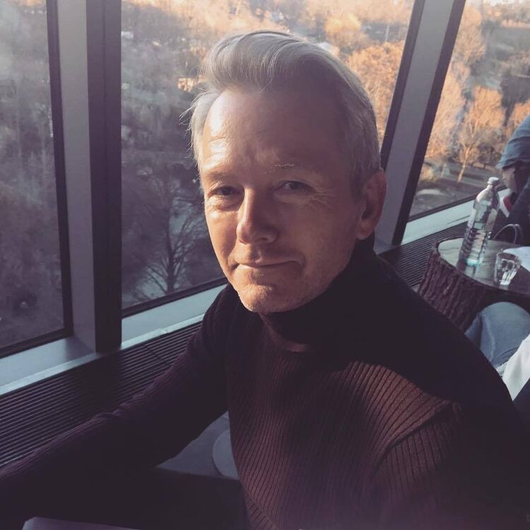  15822975  Alexei, 64 ,    