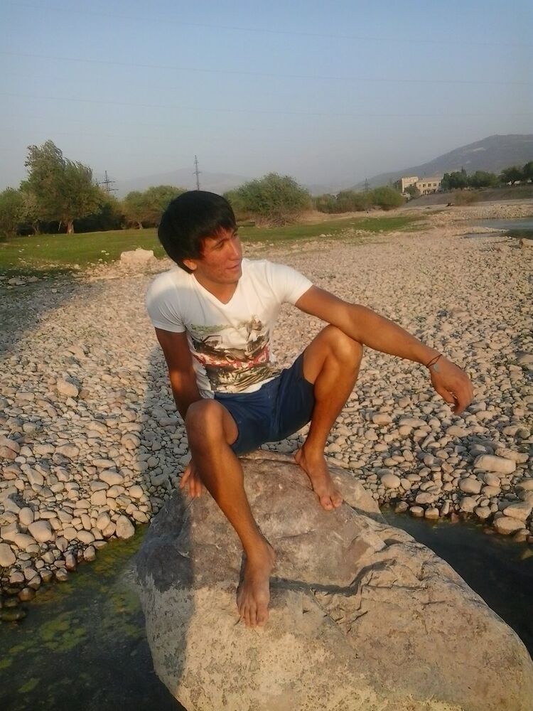  5204295  Begzod, 34 ,    