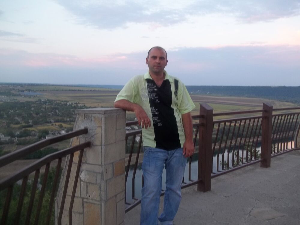  5509335  Victor, 41 ,    