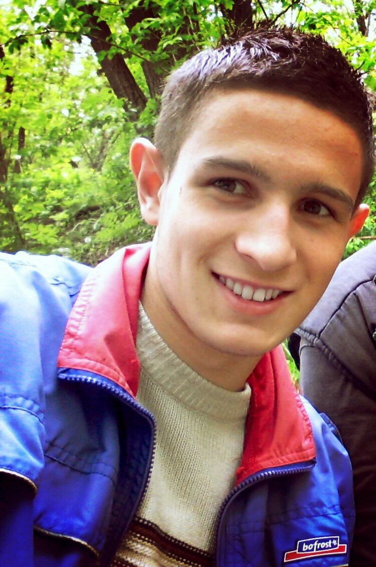  ,   , 28 ,   