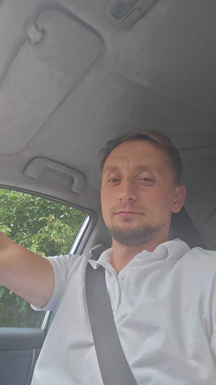  53191295  Valeriu, 32 ,    