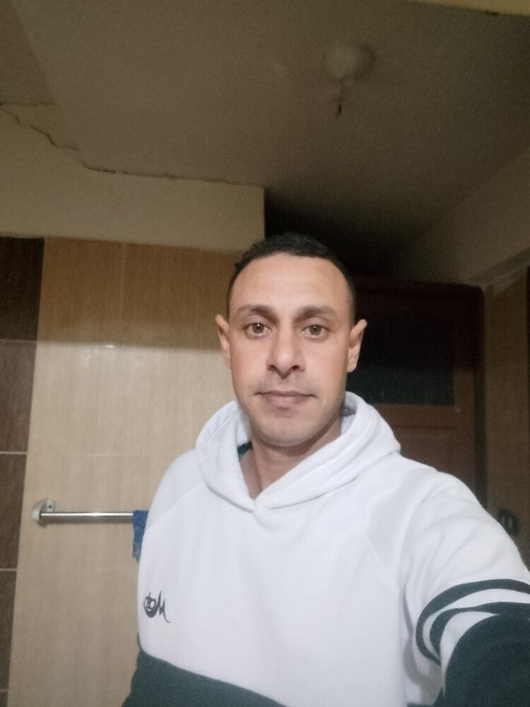  ,   Mohamed, 39 ,     , c , 