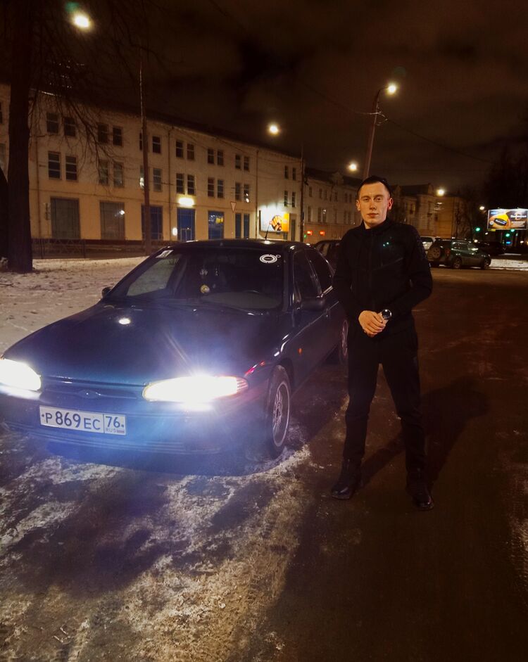 50064655  Vladimir, 24 ,    