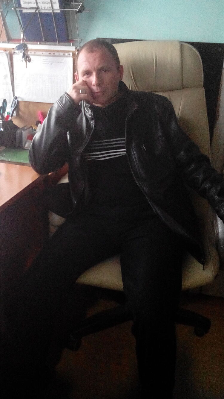  ,   Mihail, 45 ,     , c , 