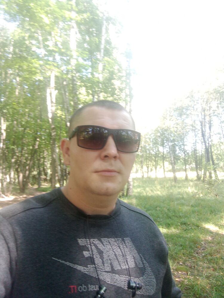  53356745  , 33 ,    