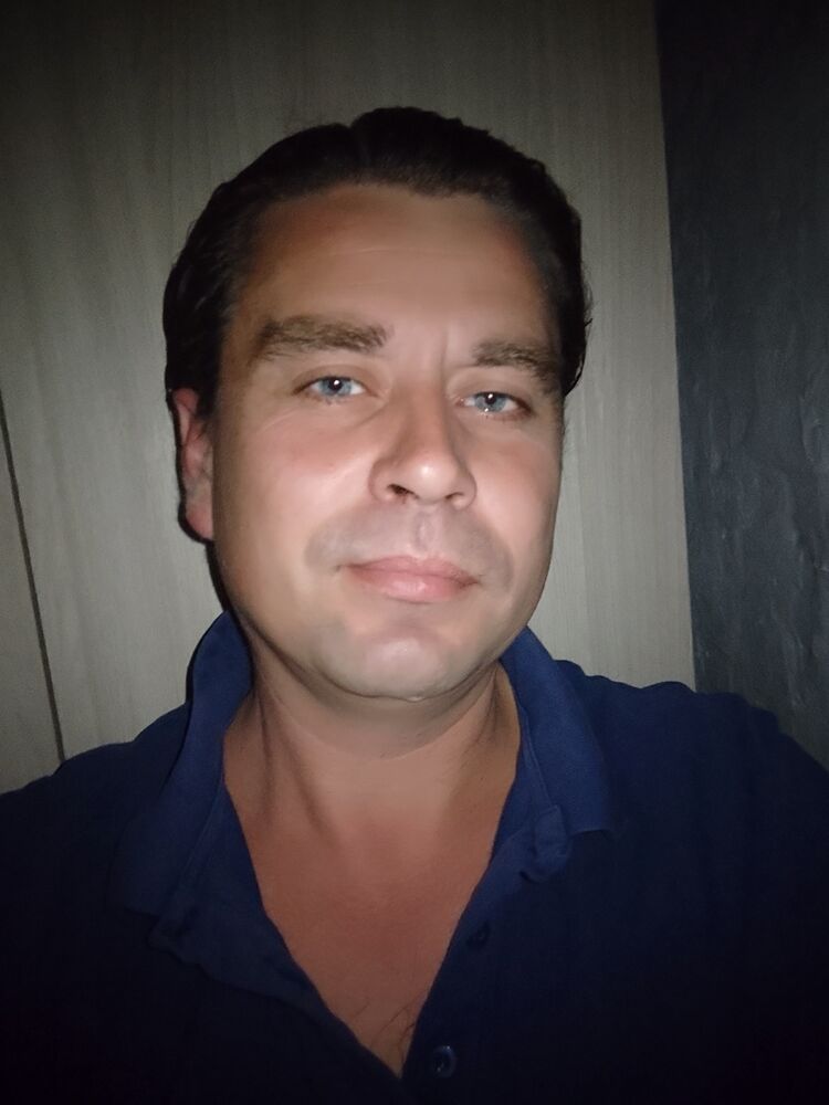  53585655  , 39 ,    