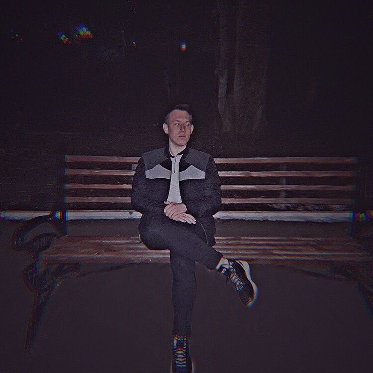  26825635  , 25 ,    