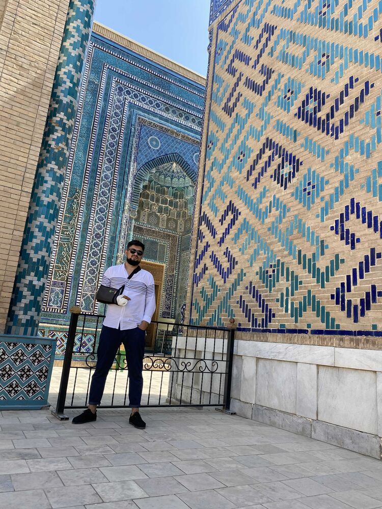  23868945  Kholmirza, 30 ,    