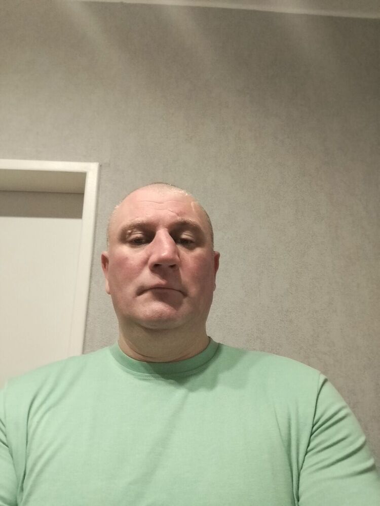  48942835  Ovidijus, 47 ,    Frankfurt Am Main