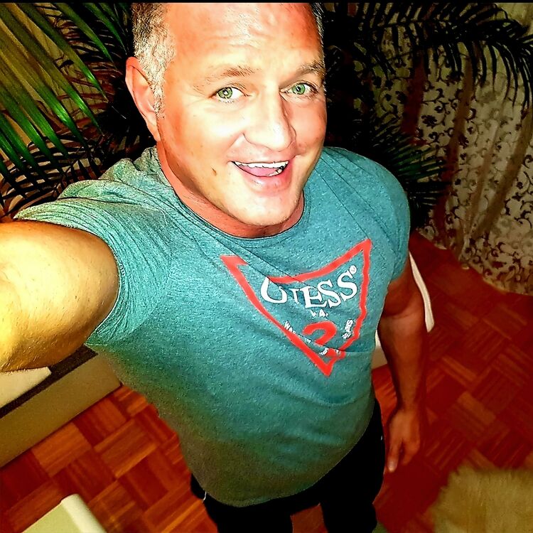 ���� 33698725 ������� Manfred, 53 ����, ���� ���������� � ������