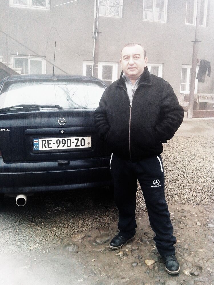 6741085  Rezo, 43 ,    