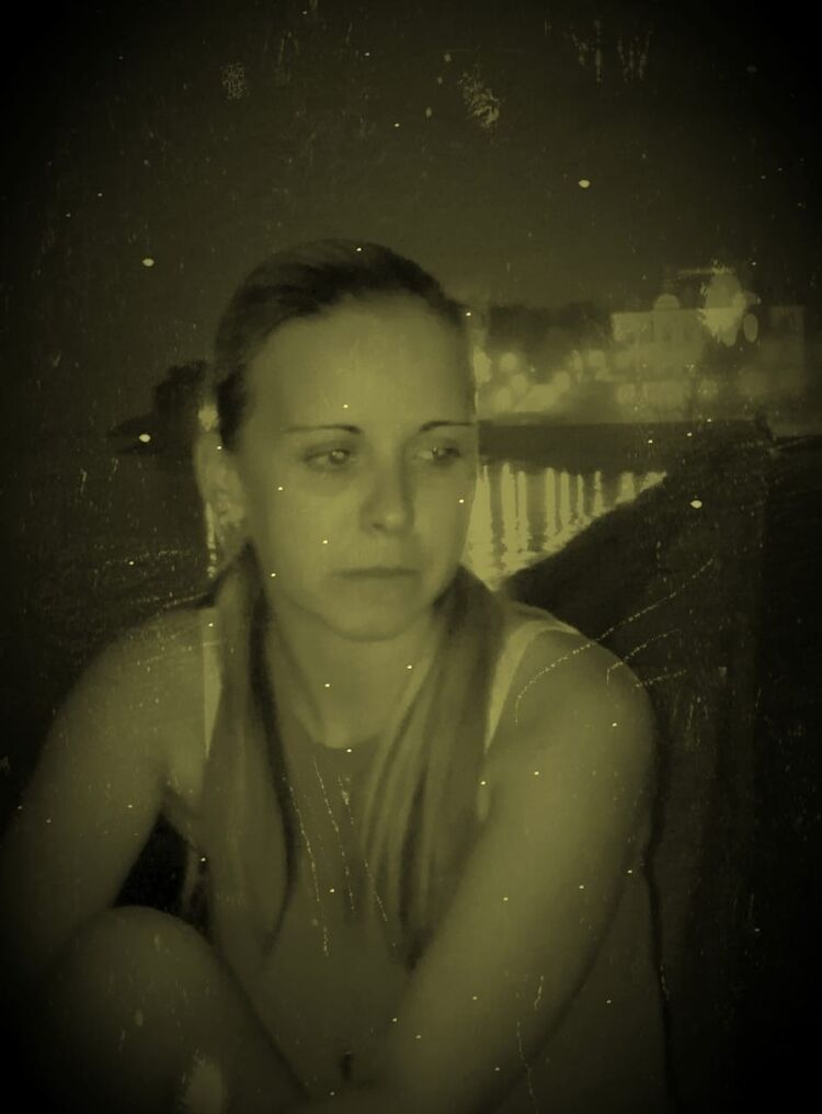  24445925  , 38 ,    