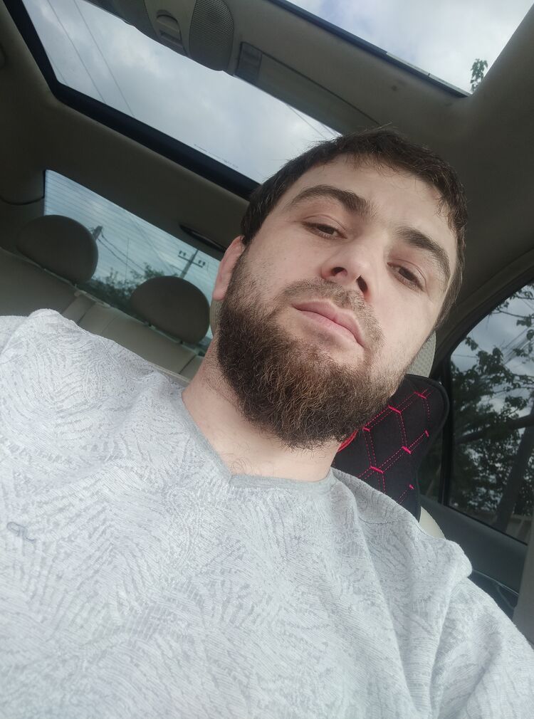  28038275  , 33 ,    