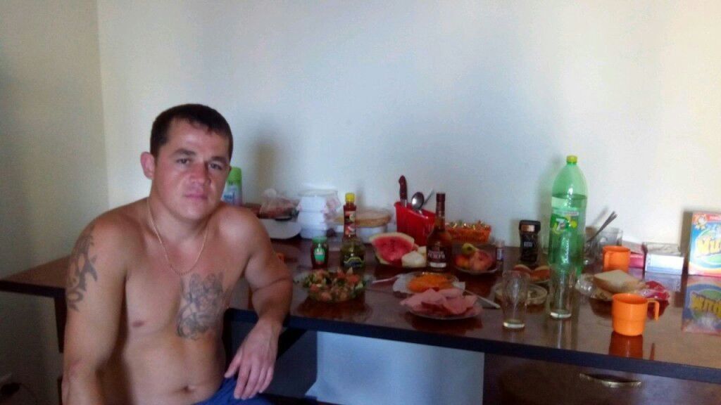  ,   Denis, 45 ,   