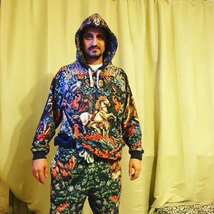  -,   Artem, 38 ,   ,   