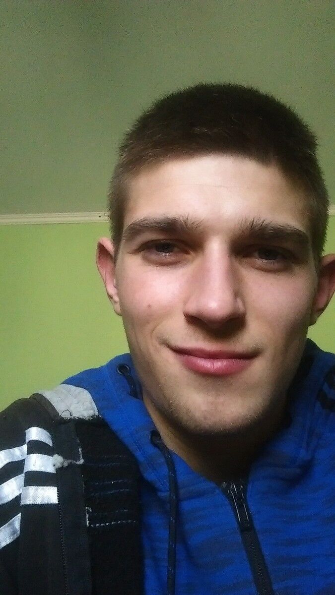  ,   Vasil, 25 ,   
