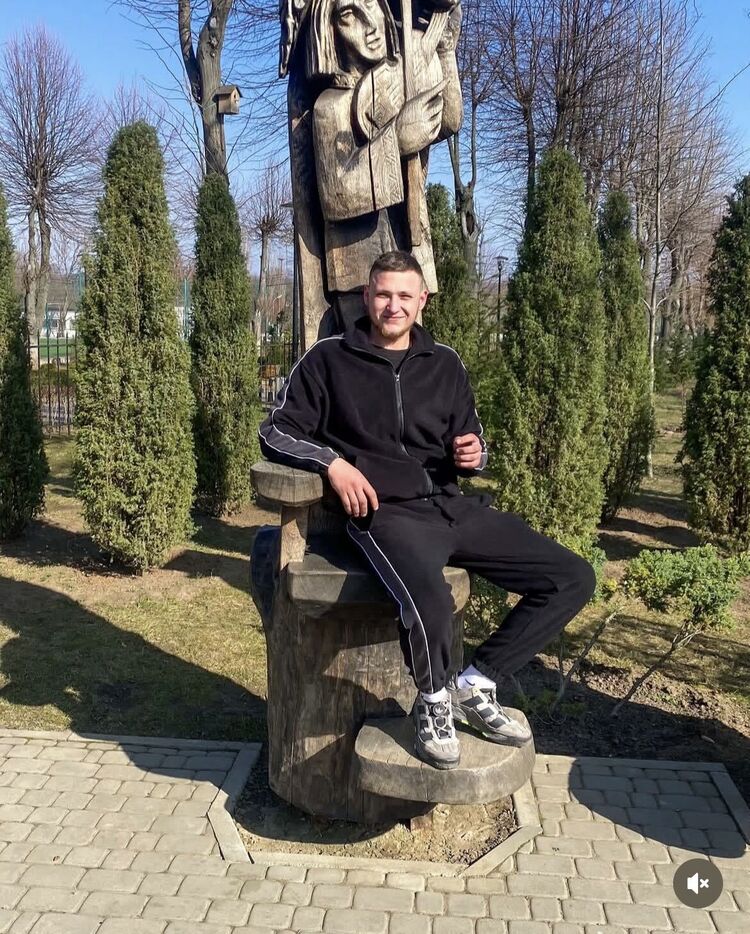  ,   Misha, 23 ,   ,   