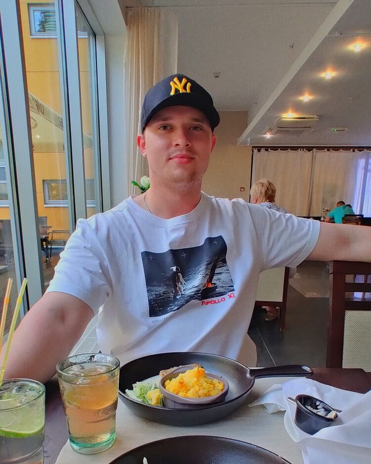  ,   Aleksandr, 30 ,   ,   , c 
