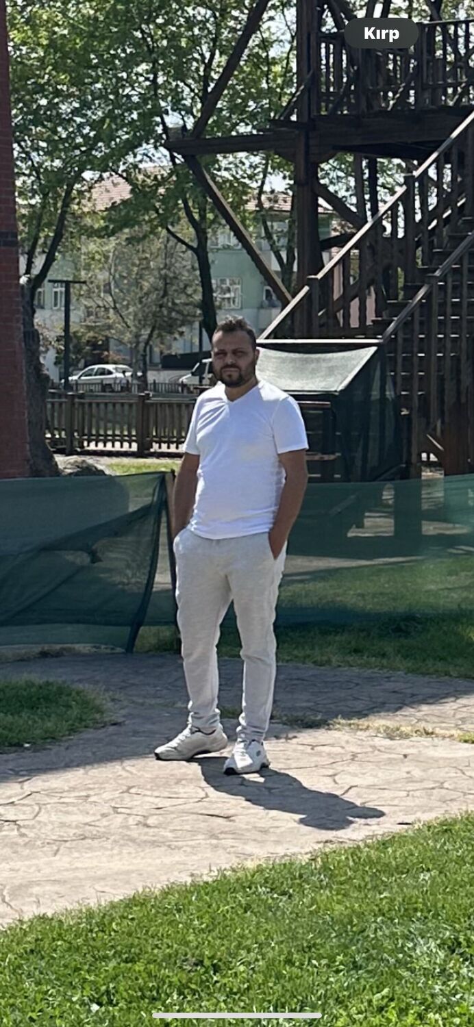  42620515  Bayram, 36 ,    
