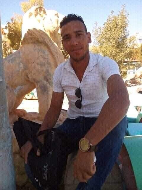  Algiers,   Bachir, 31 ,   ,   , c 