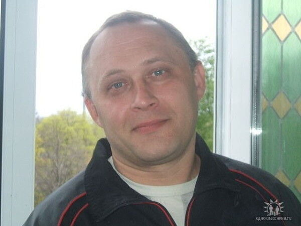  4831745  Vitalik, 53 ,    