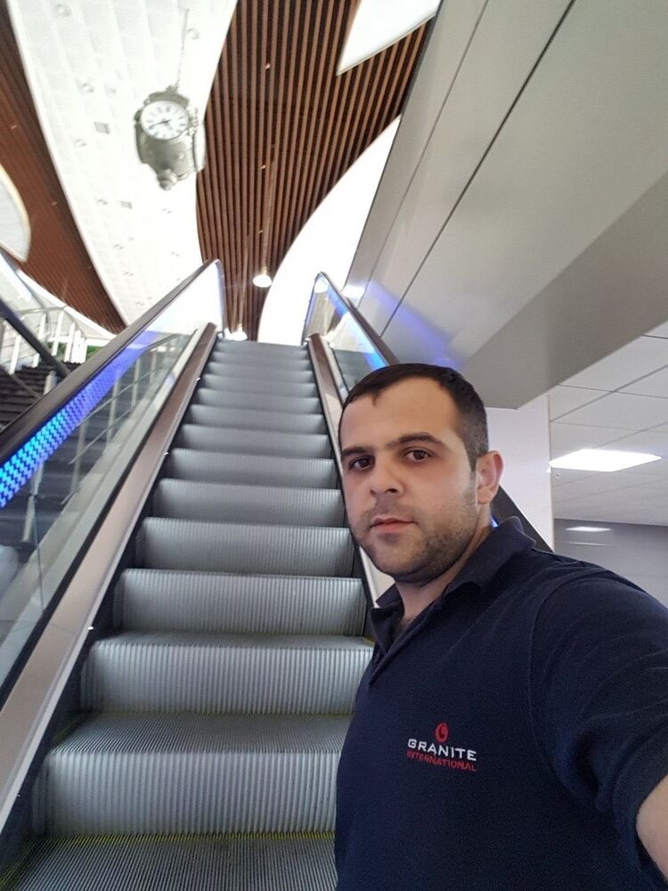  ,   Vugar, 35 ,   ,   , c 