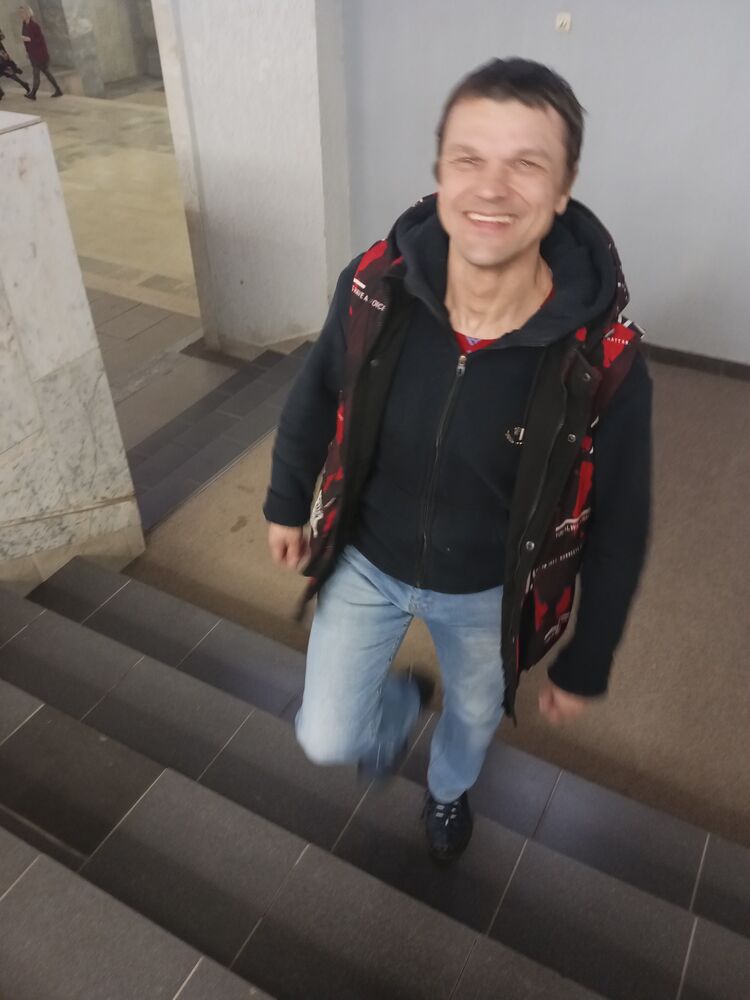  48329435  , 46 ,    
