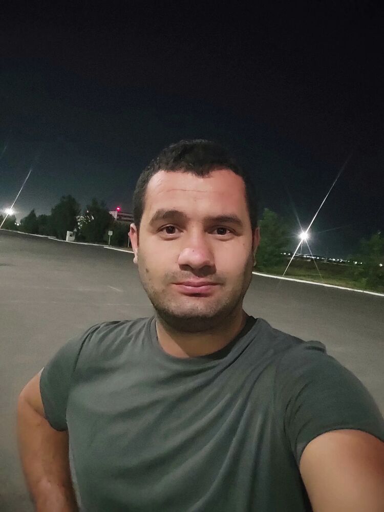  52821905  AZAT, 30 ,    