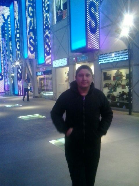  7118275  Sherzodbek, 42 ,    