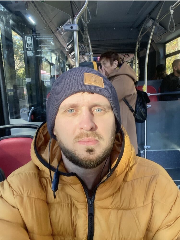  51646565  Boris, 31 ,    